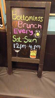 Issa Vibe Restaurant & Bar