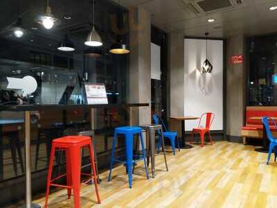 Domino's Pizza - London - Addiscombe