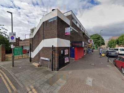 Tasty Chicken Tooting