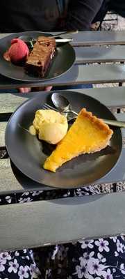 Marches Coffee Shop And Garden