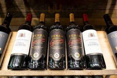 Valentino's Italian Bar & Restaurant