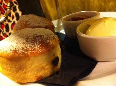 Riverside Brasserie At Hilton Doubletree Cambridge