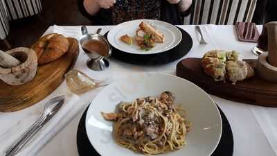 Crown's Coffee Corner