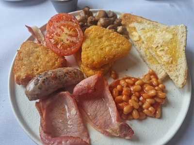 Homme Nouveau Restaurant