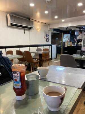 Bridge Cafe & Bistro