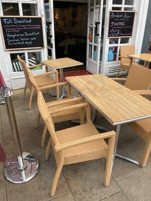 Bridge Cafe & Bistro