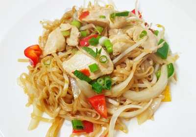 Yummy Thai Food Cafe