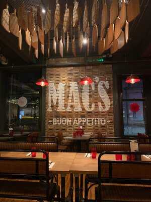 Mac's Pizzeria