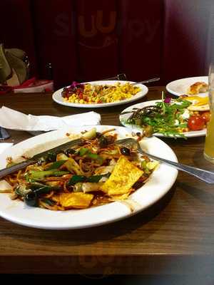 Red Leaf World Buffet