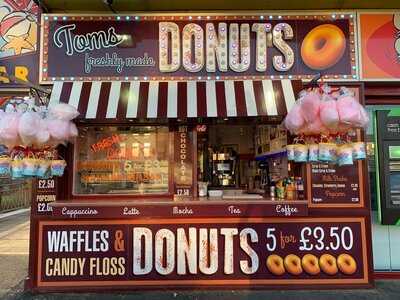 Toms Donuts