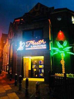 Truth Lounge - Bar & Grill
