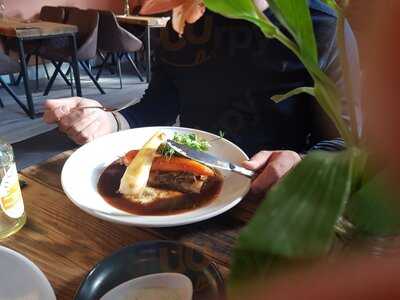 Brothers Bar And Grill