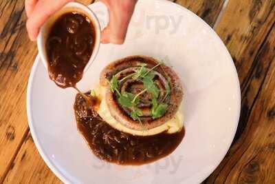 Brothers Bar And Grill