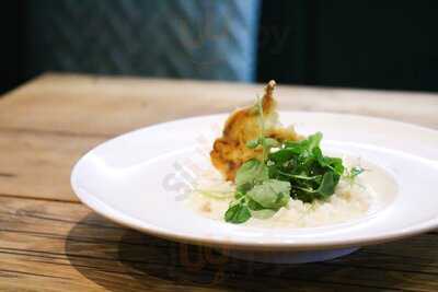 Brothers Bar And Grill