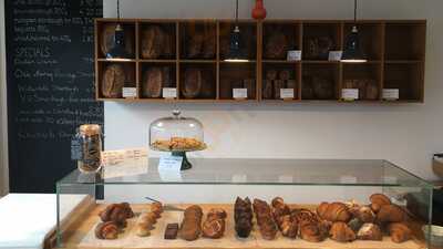 Dozen Artisan Bakery