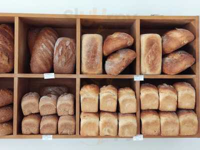 Dozen Artisan Bakery