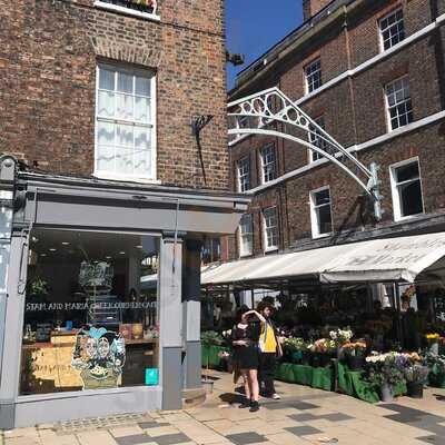 Stam And Maria Greek Corner Cafe