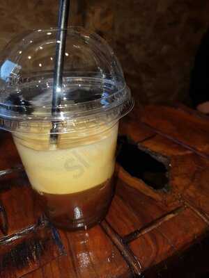 Stam And Maria Greek Corner Cafe