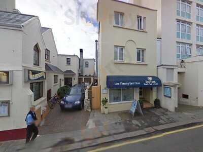 Drifter's Beach Bar & Bistro