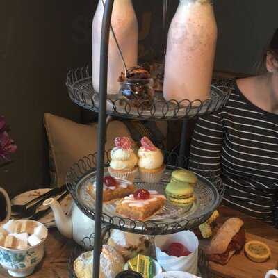 The Vintage Cupcake Kitchen