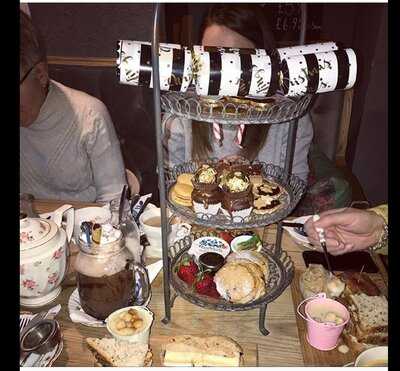 The Vintage Cupcake Kitchen