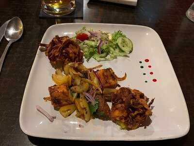 Red Hot Indian Bar & Grill