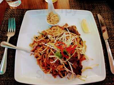 Lemongrass Thai Cuisine