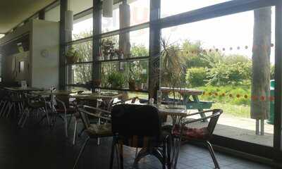 Footprints Cafe Bistro