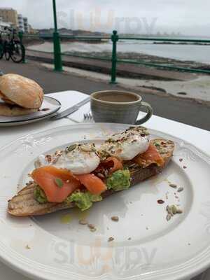 The Good Egg Beach Cafe