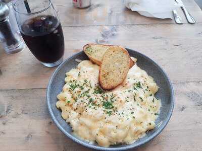 The Niche Restuarant