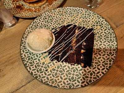 The Niche Restuarant