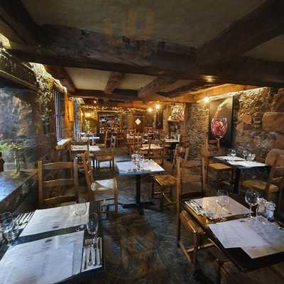 Doran's Courtyard Bistro