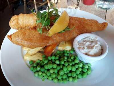 Rose And Crown Ratley