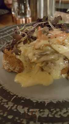 The Laurels At Charnock