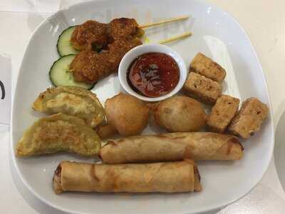 Loving Hut - Photo 7