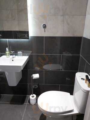 The Frocester George