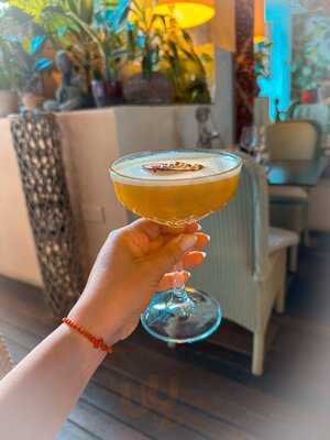 Rock And Rose Restaurant