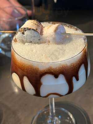 Rock And Rose Restaurant