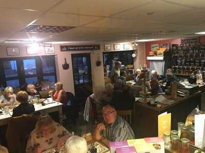 Rustic To Regal Deli & Bodega