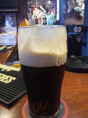 Badgers Bar And Restaurant