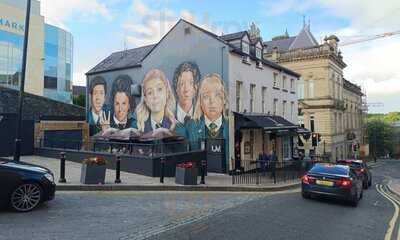 Badgers Bar And Restaurant