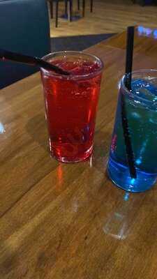 Alfred's Bar & Grill