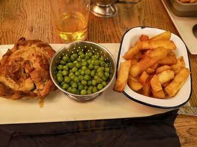 The Handmade Pie & Ale House