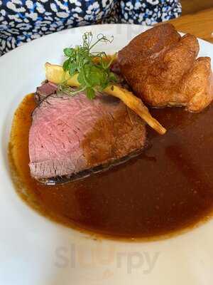 Squire & Horse Restaurant