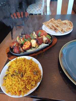 Maliha & Taj Bangli Indian Restaurant And Takeaway