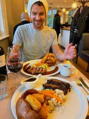 The Railway Pub & Dining Room