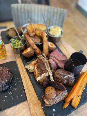 The Railway Pub & Dining Room