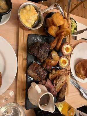 The Railway Pub & Dining Room