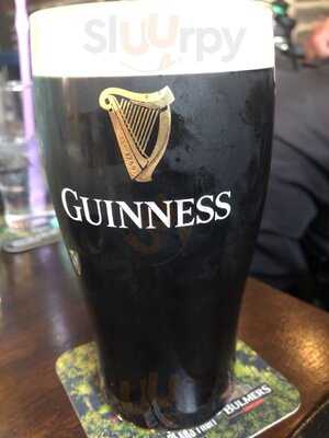 Link 47 Bar & Restaurant