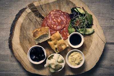 Rumwell Farm Shop And Cafe